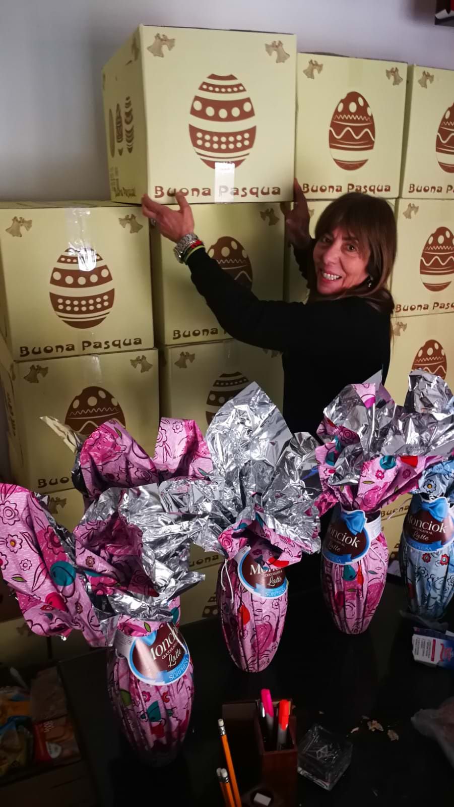 Solidarietà, la Minasi dona 500 uova di Pasqua per i bambini