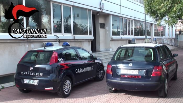 Aziende sequestrate in mano a un uomo dei clan reggini, indagati anche avvocato e commercialista