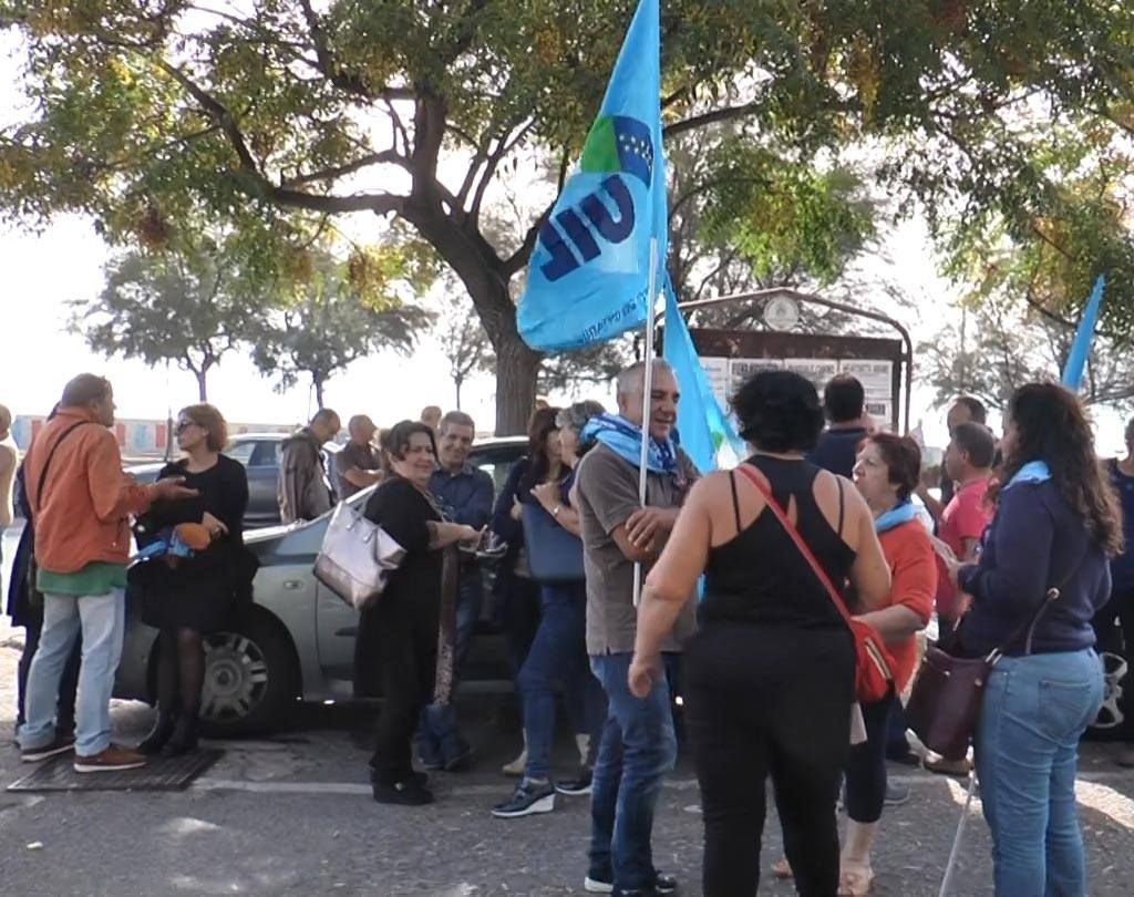 La protesta degli lsu delle scuole
