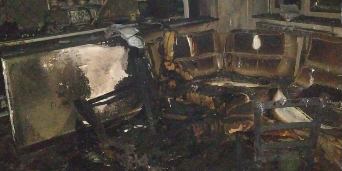 Incendio distrugge un appartamento a Corigliano-Rossano – FOTO