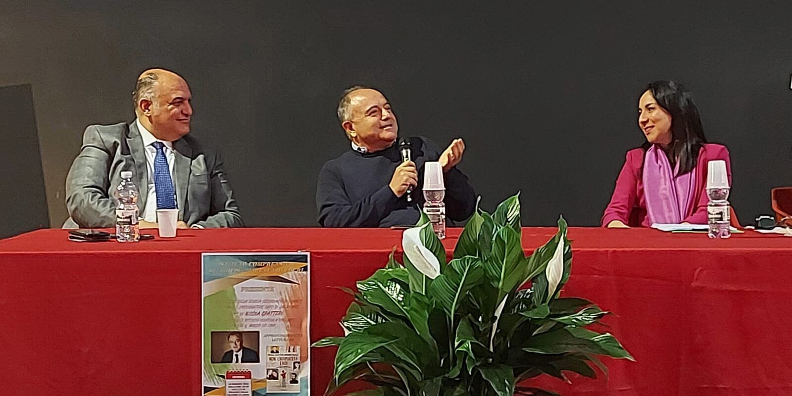 Gratteri agli studenti di Locri: «Studiate e cambierete le cose»