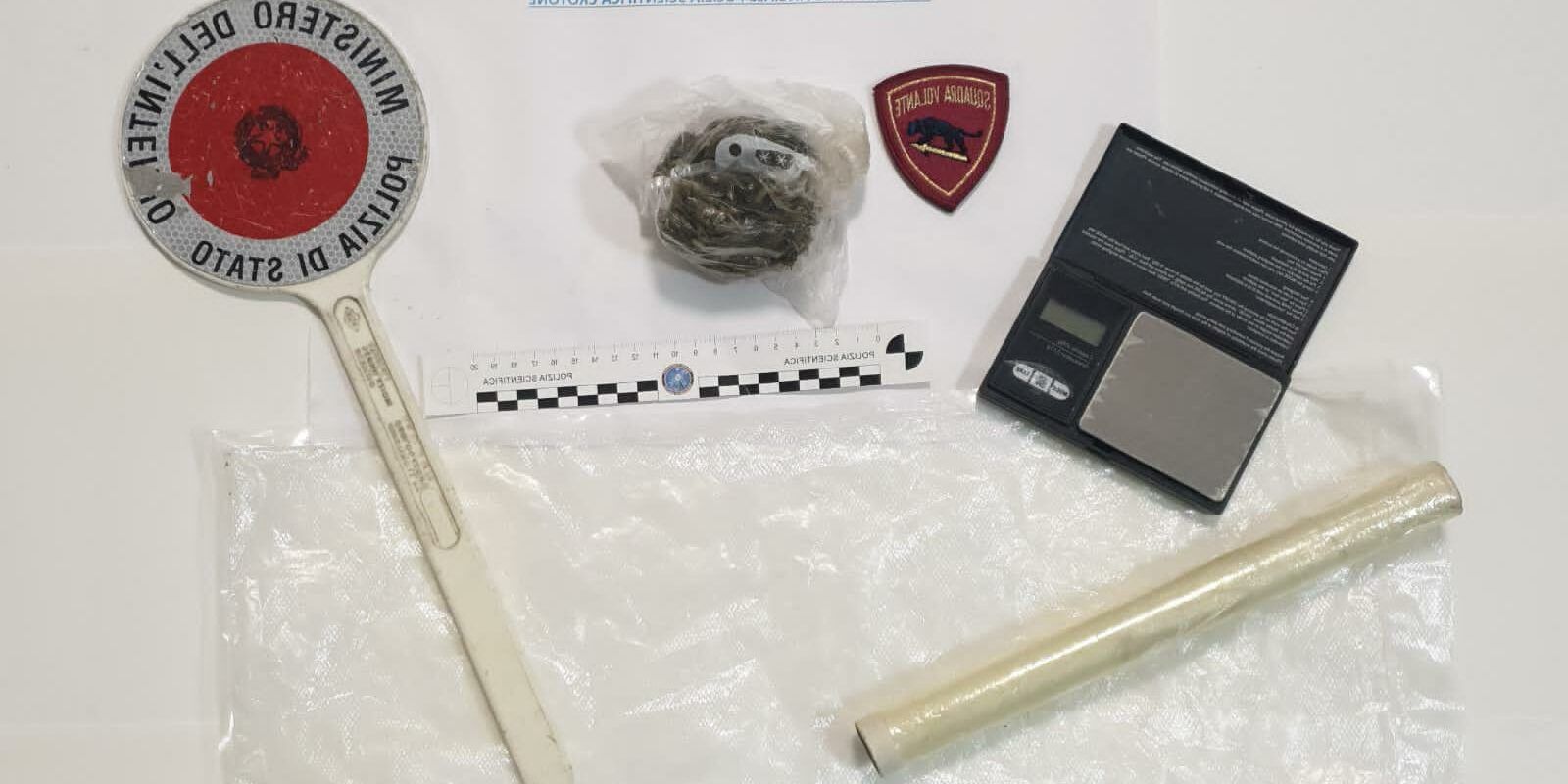 Crotone, in manette uno spacciatore: imposto il divieto di dimora