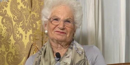 Post diffamatori contro Liliana Segre, una denuncia in Calabria