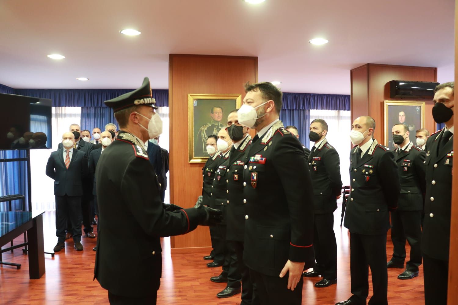 La visita del Comandante Interregionale Carabinieri al Comando Provinciale di Cosenza