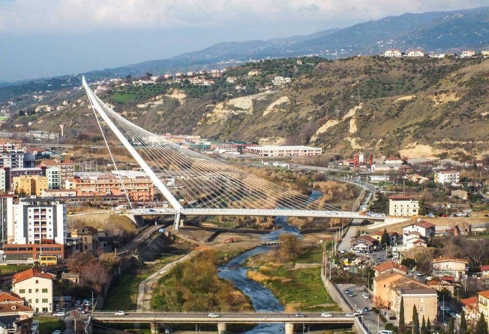 Altro che case popolari, il ponte di Calatrava pagato con fondi Gescal