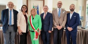 Castrovillari, Anna De Gaio ha giurato da sindaco: ecco la giunta di centrodestra – NOMI