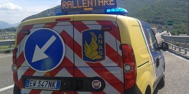Incidente sulla Tirrenica a Gizzeria, tre feriti e traffico temporaneamente bloccato