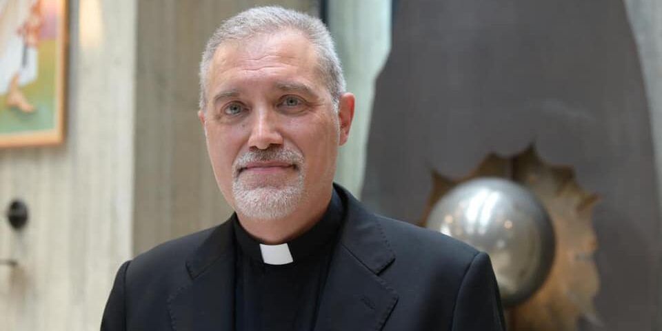 Intimidazione al vescovo Attilio Nostro, la solidarietà della politica e delle istituzioni