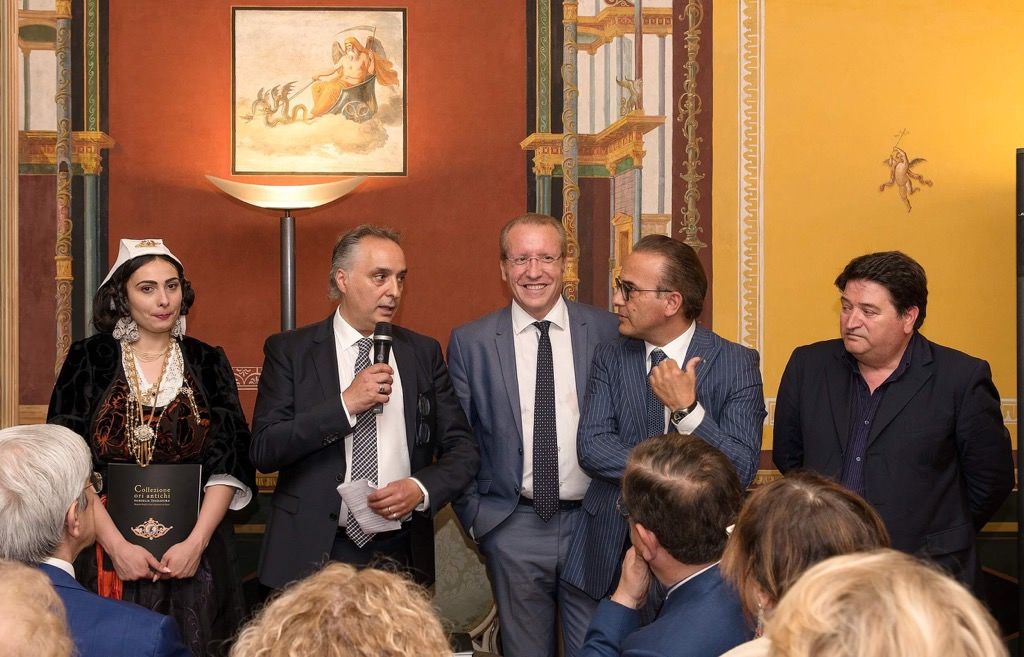 Gli ori di Calabria risplendono nel Palazzo Reale di Napoli