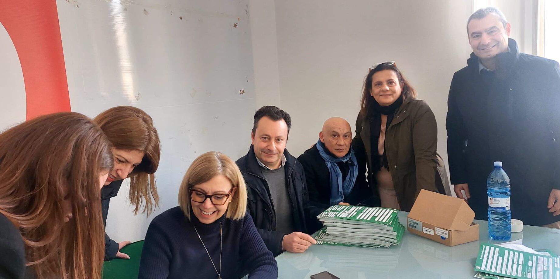 Giornata per il tesseramento al Pd di Reggio: tra le adesioni una studentessa di 16 anni