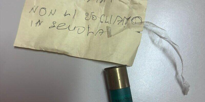 Bossolo ritrovato al Liceo scientifico Ilio Adorisio di Cirò, lo sdegno del sindaco Sculco