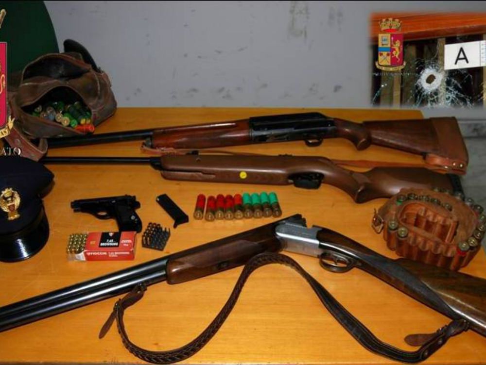 Spara all’interno del suo ristorante, 84enne disarmato dalla polizia