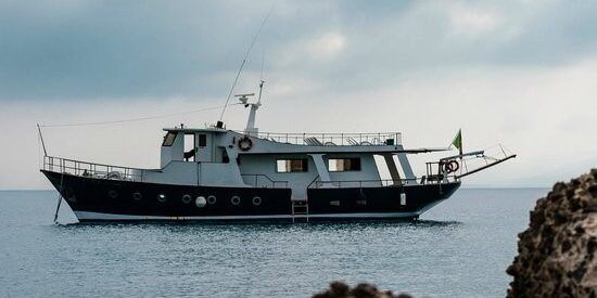 ‘Ndrangheta, sequestrata società turistica che aveva il monopolio delle escursioni “sotto costa”