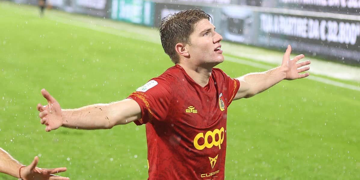 Catanzaro, Pompetti rinnova e allontana le voci di mercato. A Bolzano Aquile con 624 tifosi al seguito