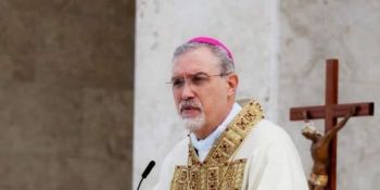 Monsignor Nostro dimesso dalla “Dulbecco”: è nella sua dimora a Mileto