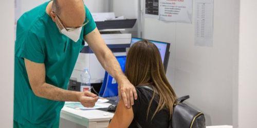 La Cgil: «Niente indennità per i medici convenzionati dalla Regione. Ma i fondi ci sono...»