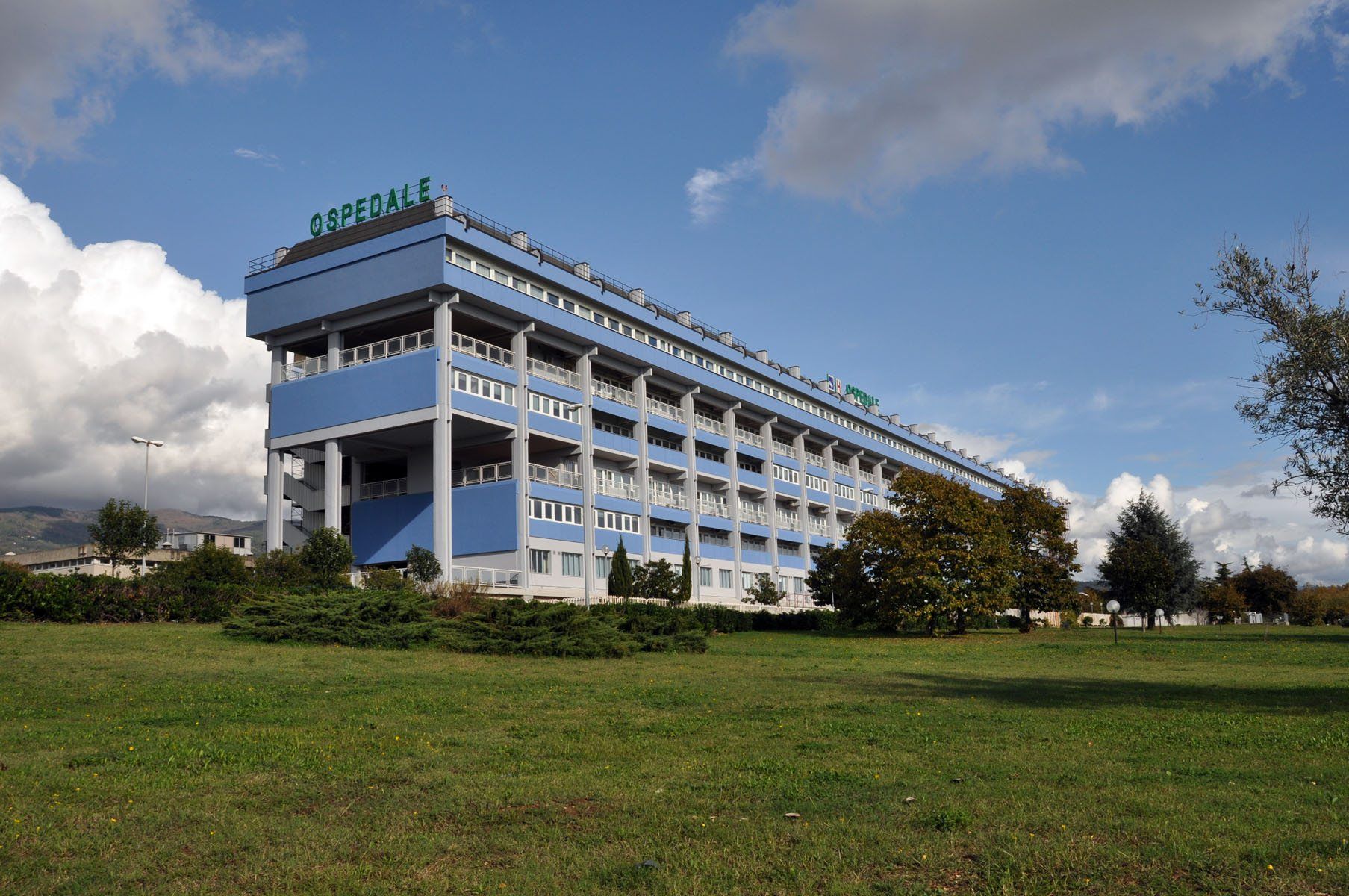 Morte sospetta a Lamezia, sei medici indagati