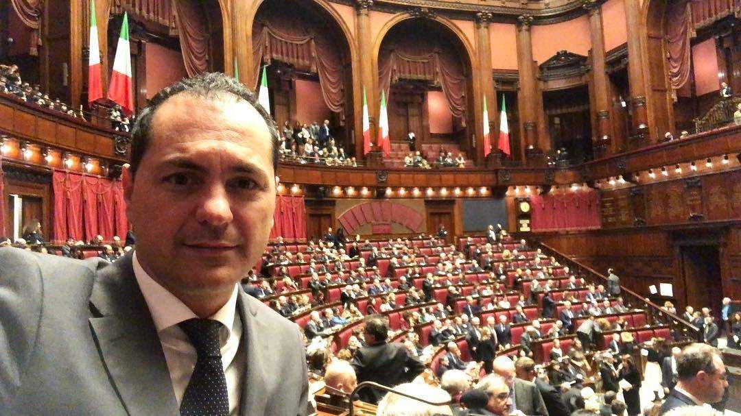 La Giunta del Senato si divide su Siclari, Giarrusso (M5s): «Basta Google per capire se uno è indagato»