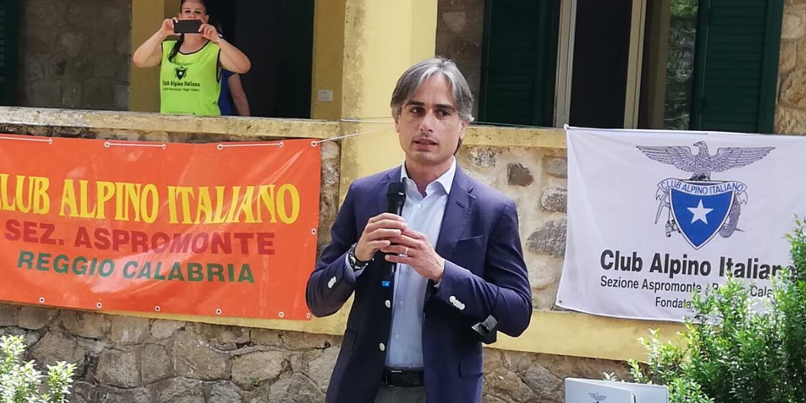 La Città metropolitana consegna al Club Alpino un bene confiscato