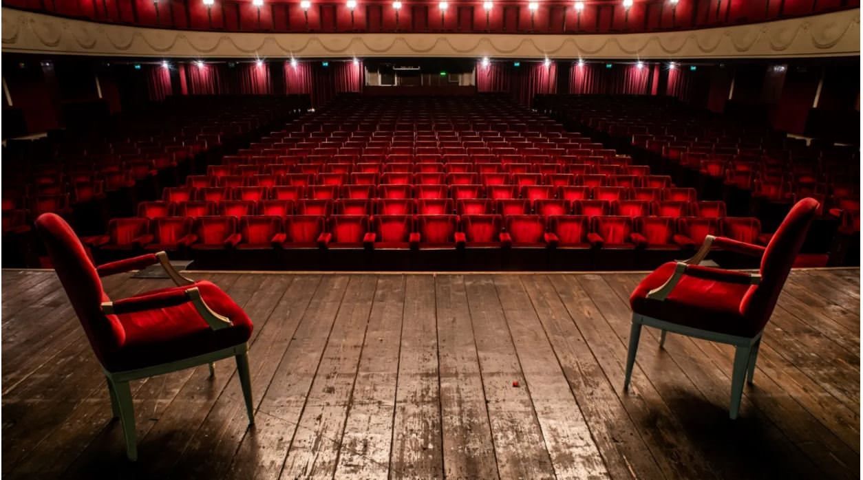 Il virus affonda anche la cultura