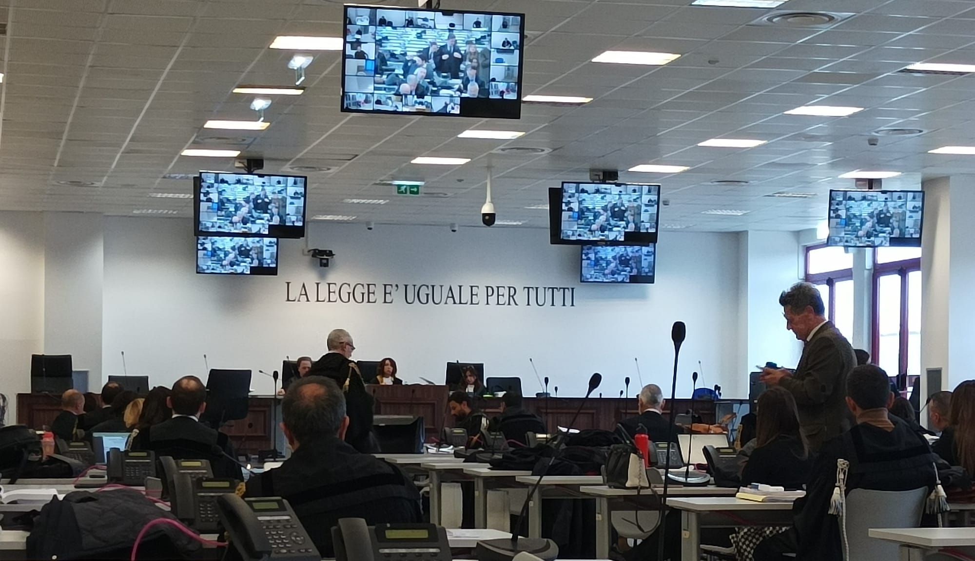 Il “gaming” della mala cosentina, acquisiti i verbali del pentito Nicola Femia