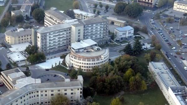 Calabrese positivo al Coronavirus si allontana dall'ospedale di Crema, rintracciato dai carabinieri