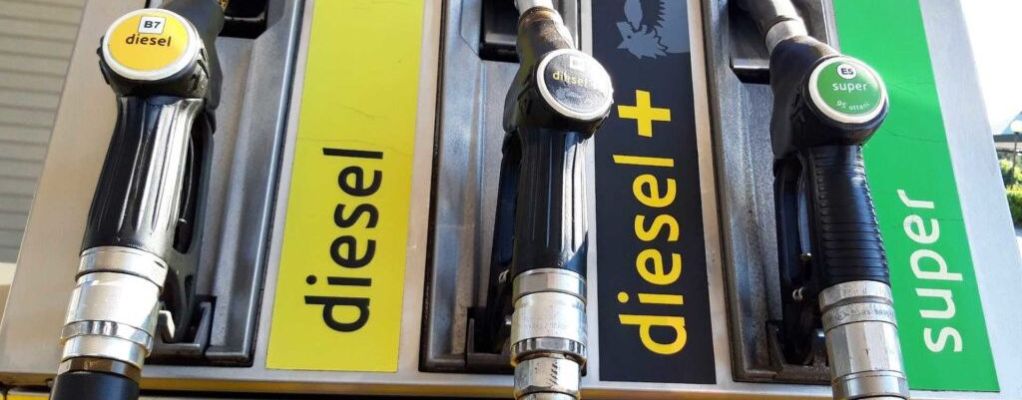 Un pieno diesel costa 12,3 euro in più