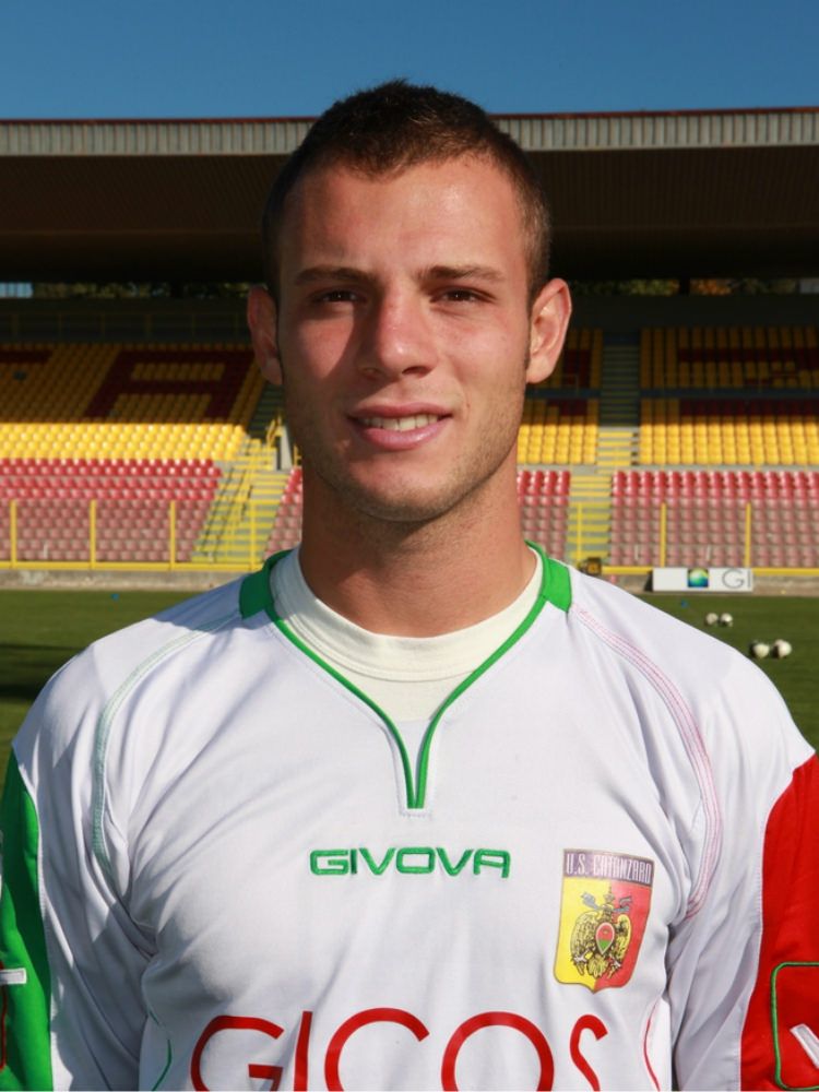 Scerbo come Chilavert: nel Catanzaro segna il portiere