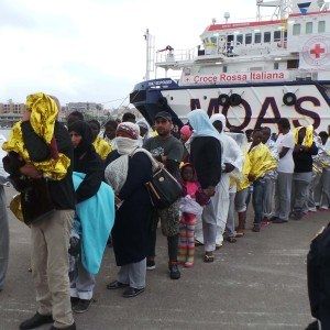 Migranti a Vibo, due salme a bordo