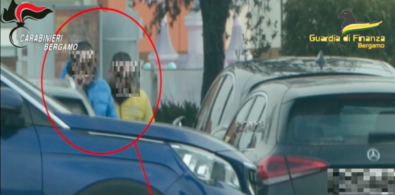 ‘Ndrangheta, maxi-blitz nella Bergamasca: 33 arresti. Sono sospettati di aver agevolato gli Arena – NOMI E VIDEO