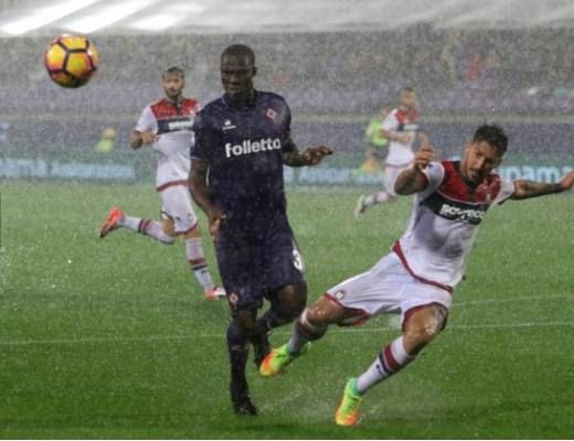 Il Crotone sfiora l'impresa a Firenze