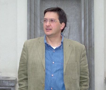 Il sindaco commercialista e i bandi cuciti su misura