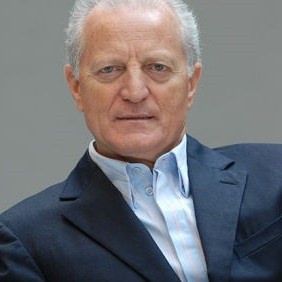 Scoppierà l'amore tra Oliverio e Versace?