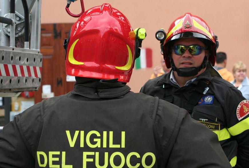 Autobus in fiamme a Cosenza, nessun ferito