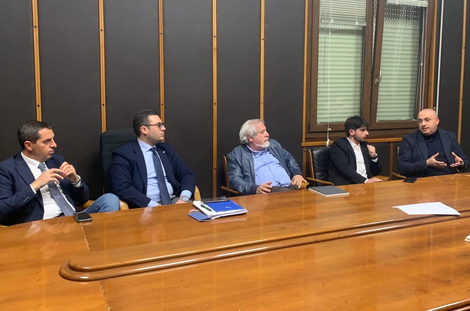 Crotone, Azione sulla bonifica chiederà la convocazione di un consiglio comunale ad hoc