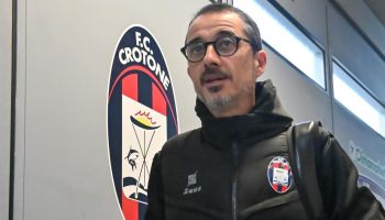 Crotone, biglietti in vendita da oggi. Stop per i residenti nella provincia di Foggia