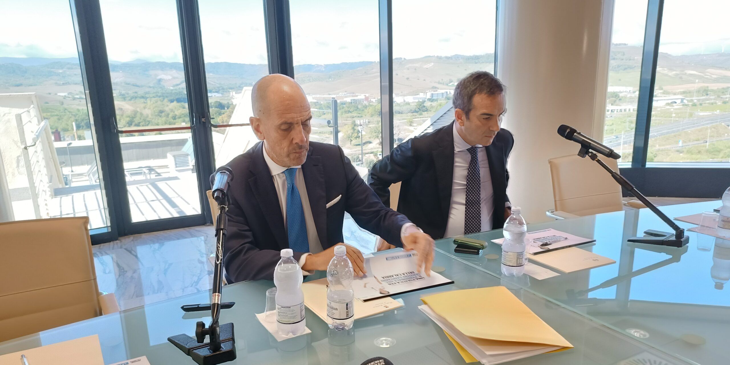 La “manovra d’autunno” si materializza: quasi 400 assunzioni tra l’ospedale di Catanzaro e l’Asp di Crotone