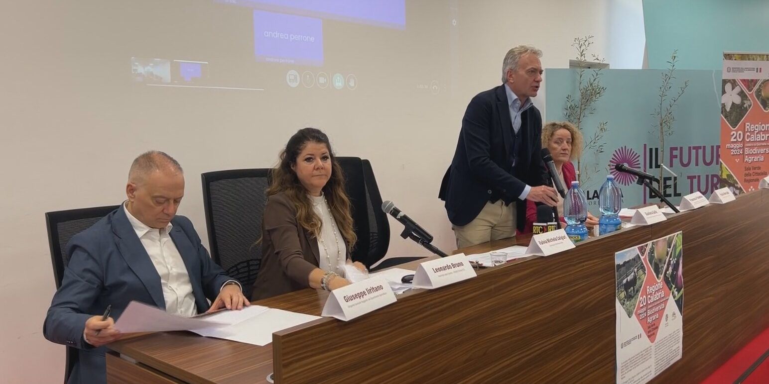 Biodiversità, il primato della Calabria: la Regione stringe un patto d’onore con i giovani