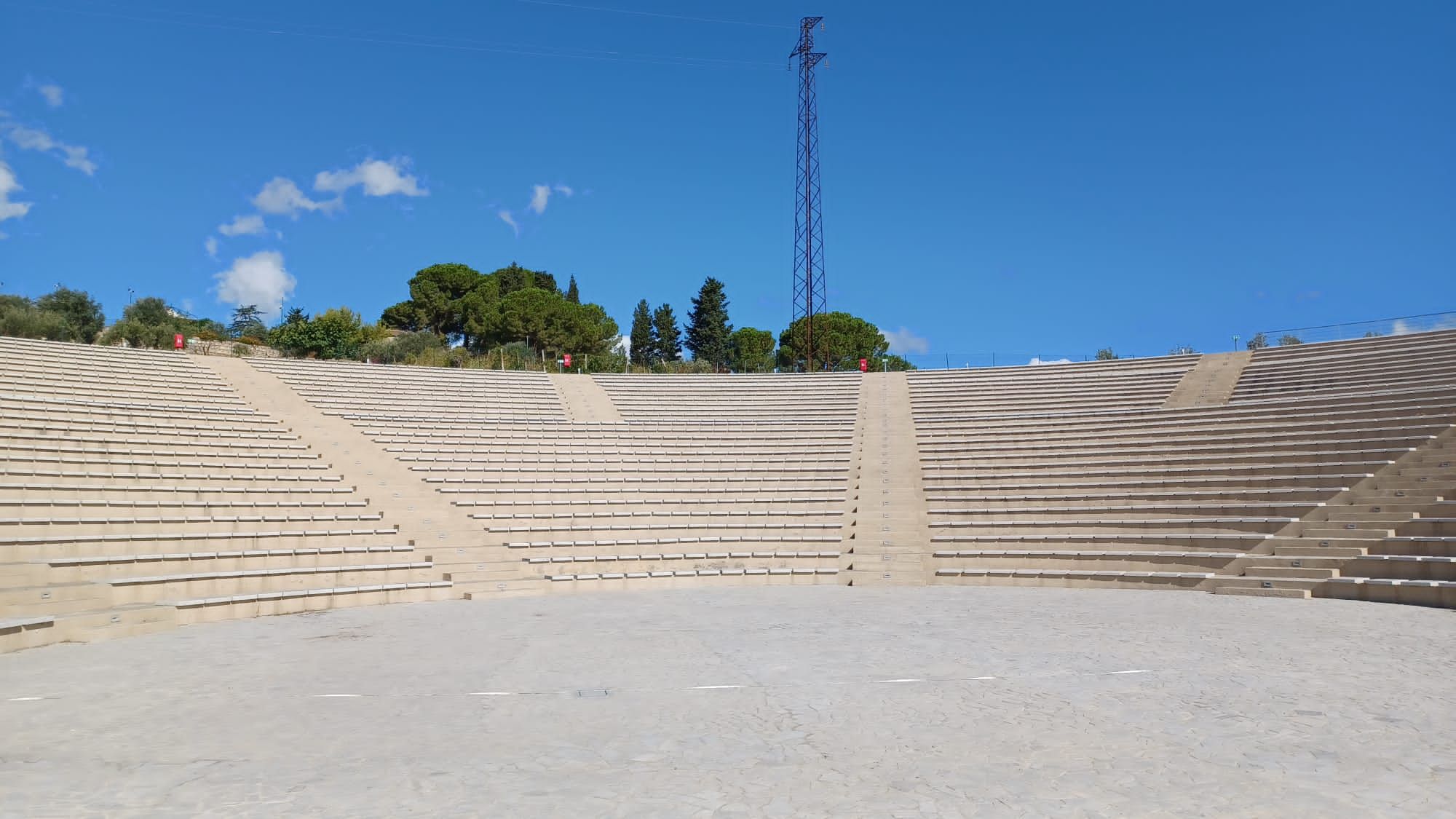 Locri, il 24 agosto l’inaugurazione del teatro all’aperto. Calabrese: «Un altro obiettivo centrato»