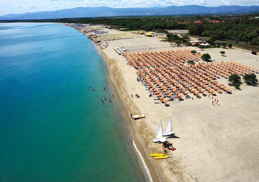 Italia Turismo abbandona la Calabria