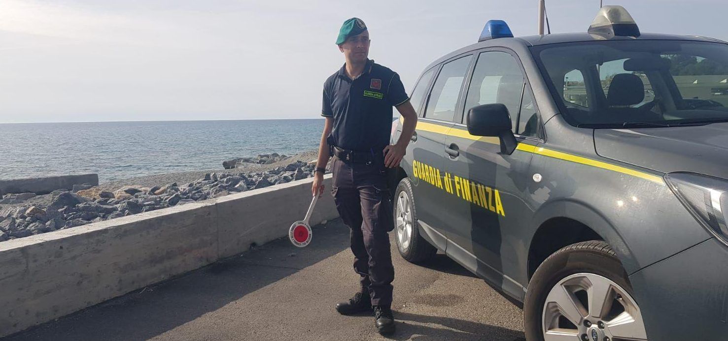 Falerna, serata organizzata senza condizioni di sicurezza. Sequestrata discoteca abusiva