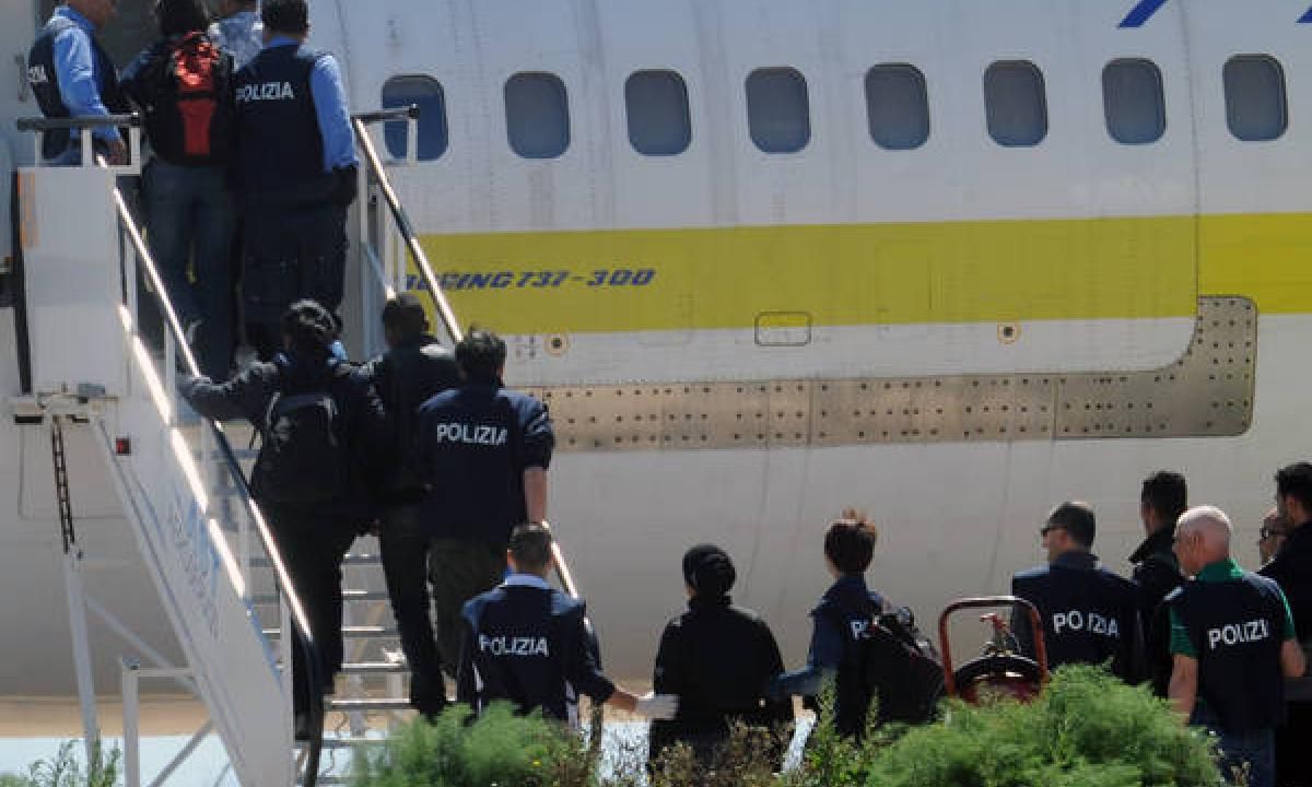 A Crotone 187 richiedenti asilo provenienti da Lampedusa