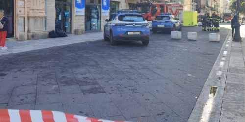 Minacciava di lanciarsi dal quarto piano di uno stabile, giovane salvata a Reggio Calabria