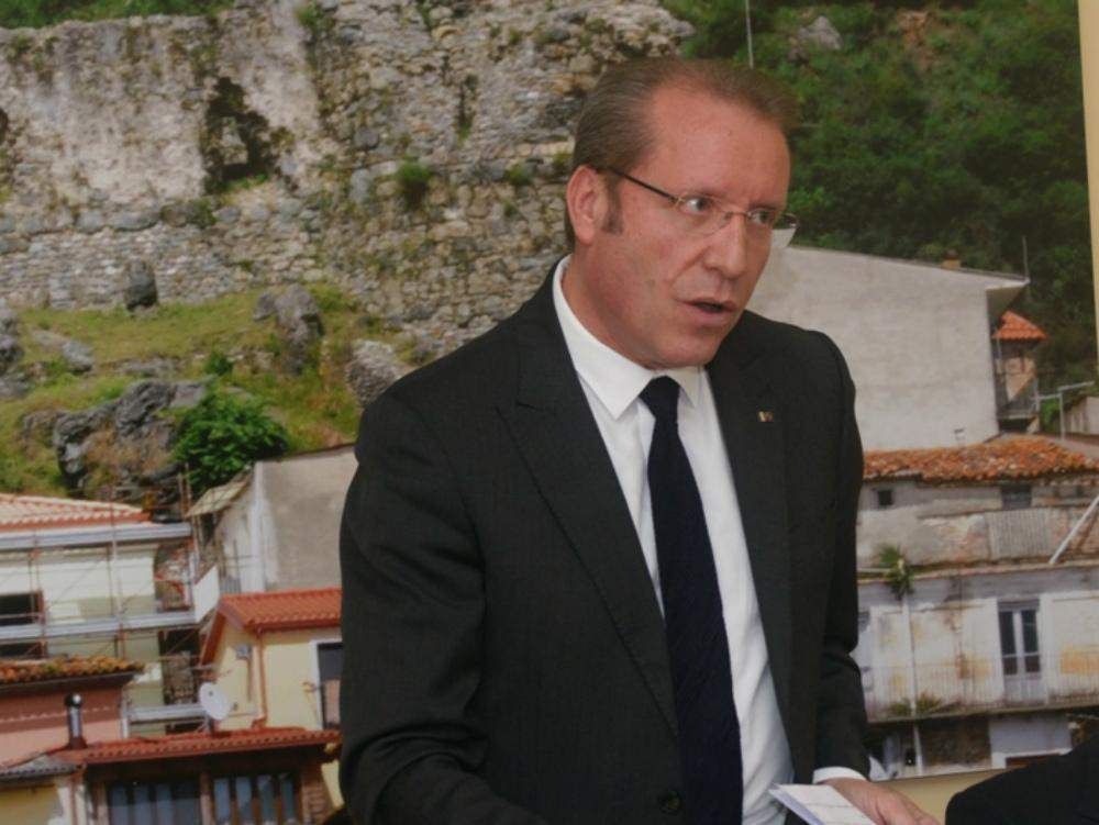 REGIONALI | La ricetta AreaDem: primarie aperte e accordo con Grillo