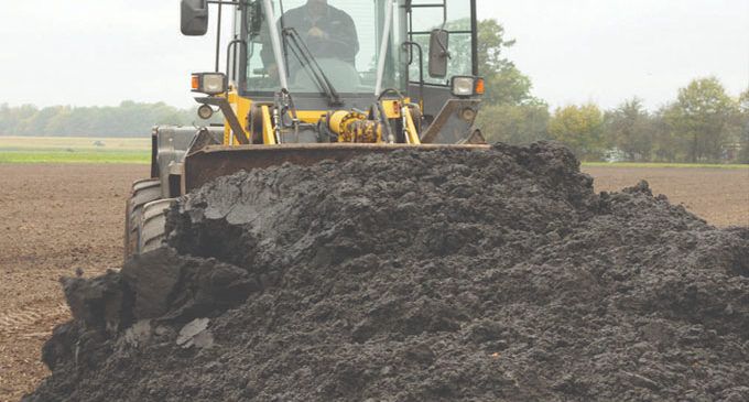 Traffico di fanghi da mezza Italia a Corigliano Rossano, la Dda di Catanzaro sequestra un’azienda
