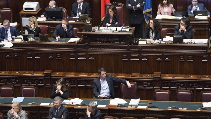 Se la politica abbandona i cittadini