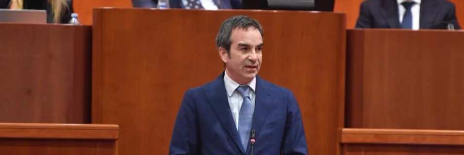 Braccio di ferro Forza Italia-Lega, una marcia elettorale tra dispetti e “botta e risposta”