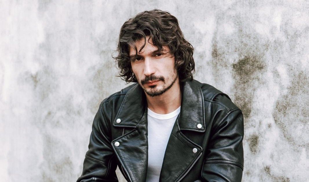 Pierdavide Carone al Festival d’Autunno con un omaggio a Dalla. «Il talento non si misura con i numeri»