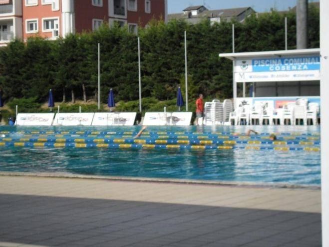 «In piscina non c'erano i giubbotti di salvataggio»