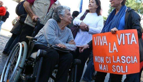 Cinque piazza contro la Sla